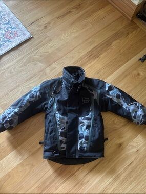 Kids Mossi Racing Winter Black & Gray Geometric Jacket